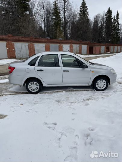 LADA Granta 1.6 МТ, 2014, 135 000 км