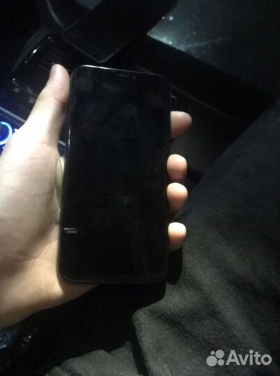 iPhone X, 64 ГБ