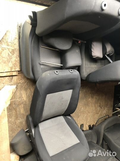Сидение переднее volkswagen Polo
