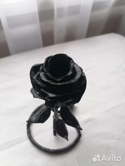 Кованая Роза, подсвечник