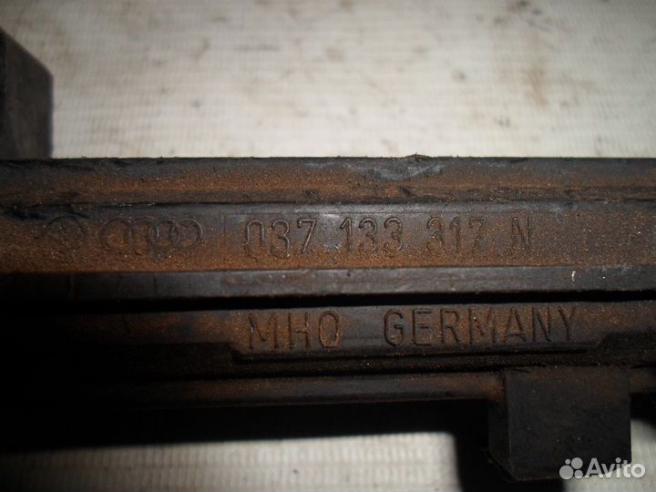 Рейка топливная (рампа) (Volkswagen Golf)