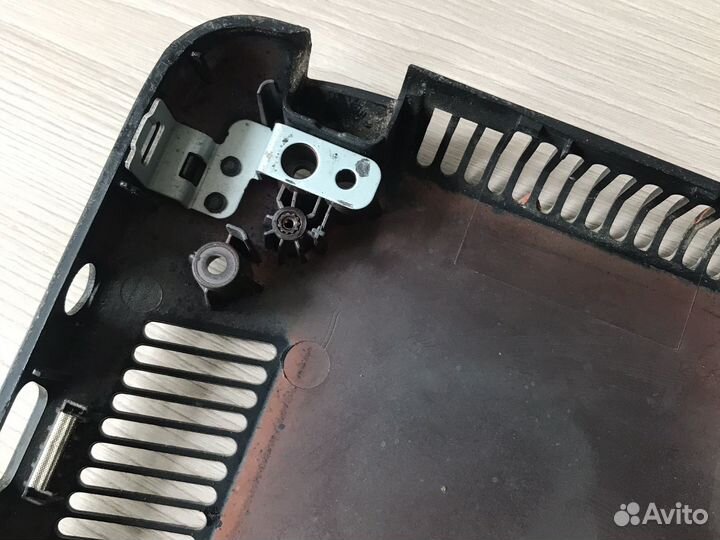 Поддон для ноутбука samsung RV510