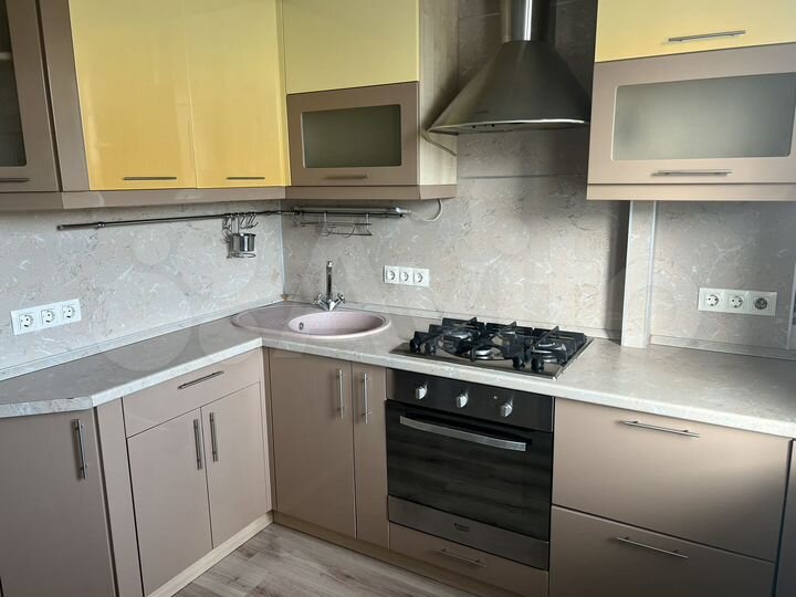 2-к. квартира, 50 м², 7/9 эт.