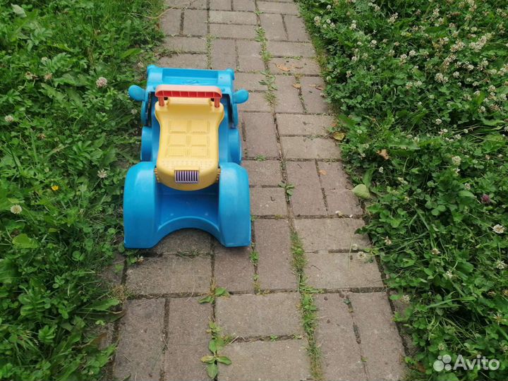 Игрушка бегемот(каталка)