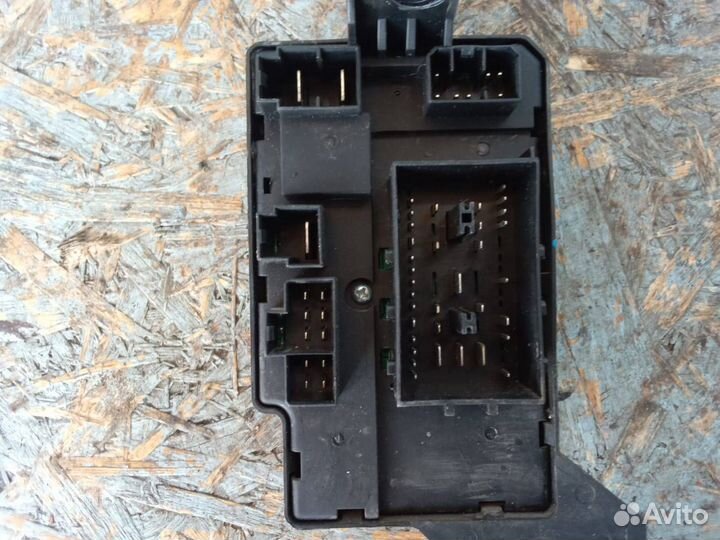 Блок предохранителей Geely Emgrand EC7