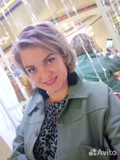 Ведущая-ведущий, живой вокал