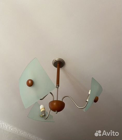 Люстра, Светильник