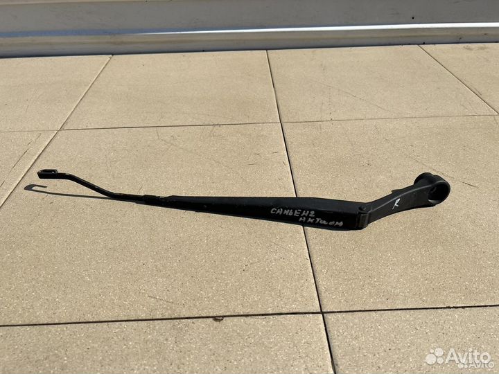 Поводок дворника правый SsangYong Actyon