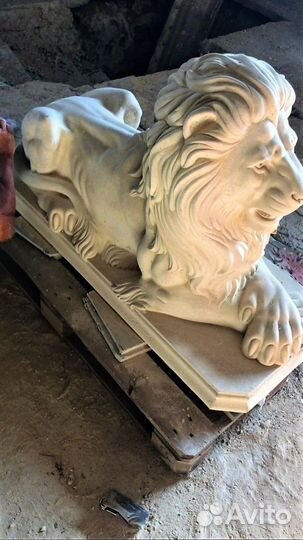 Львы из мрамора