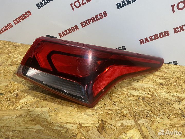 Фонарь задний наружный правый Hyundai Solaris 2