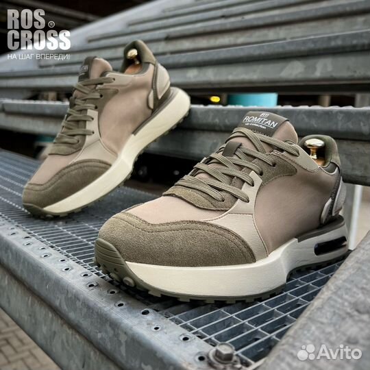 Кроссовки мужские