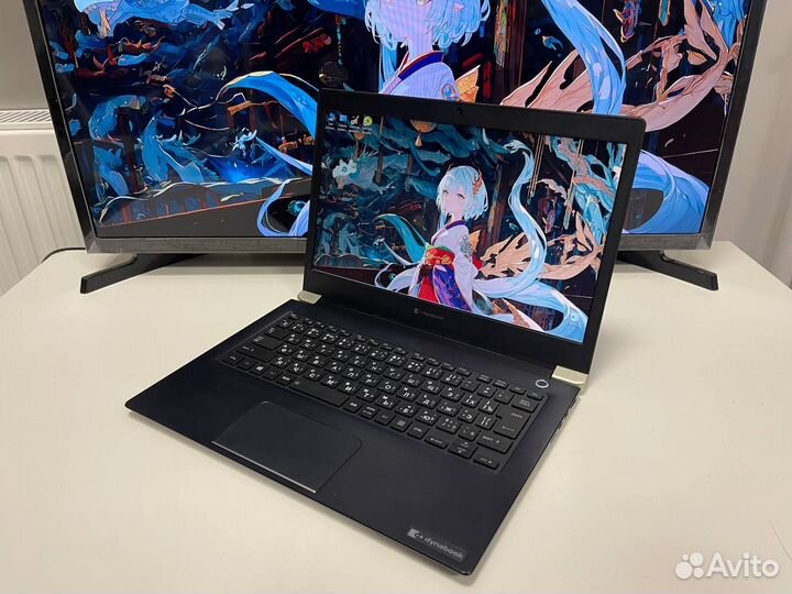 Сенсорный Dynabook 13.3 (Core i3-8th/ 8gb ram)