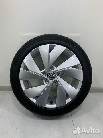 R17 Pirelli Cinturato P7 225/45, PCD 5x112 DIA 57.1