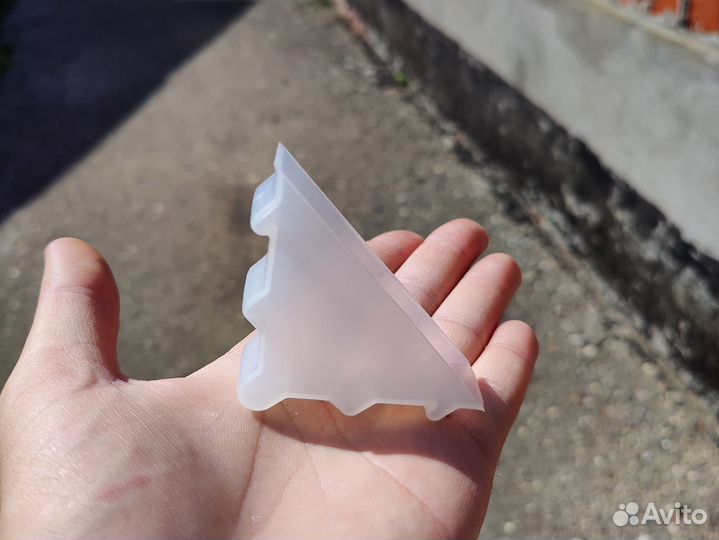 Пластиковые уголки для защиты стекла, мдф, лдсп