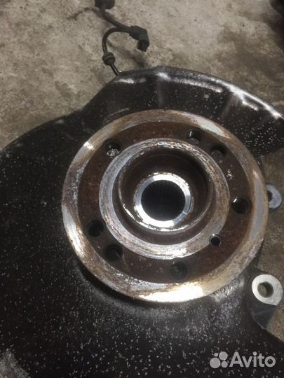 Кулак задний правый Mercedes Gle-Class W292