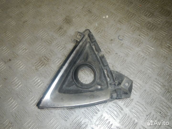 Решетка переднего бампера правая, KIA -RIO (17)