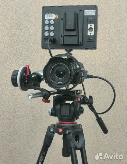 Накамерный монитор 7