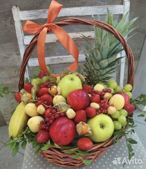 Корзины букеты и подарки с доставкой в любую точку