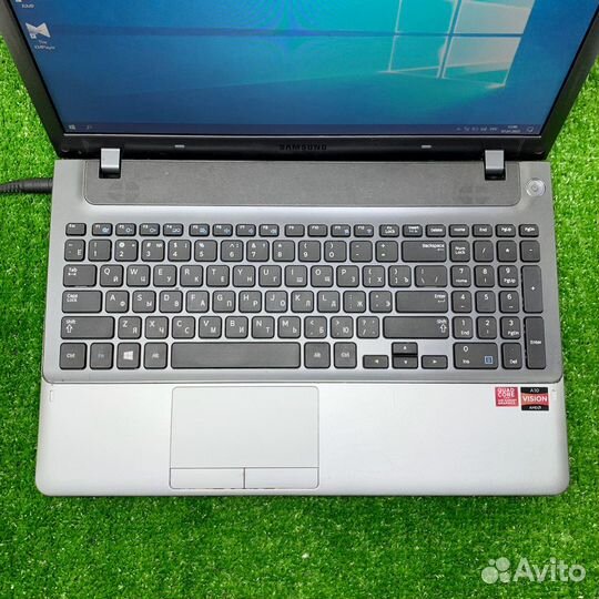 Ноутбук Samsung