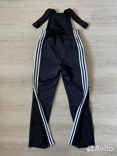 Разминочный костюм