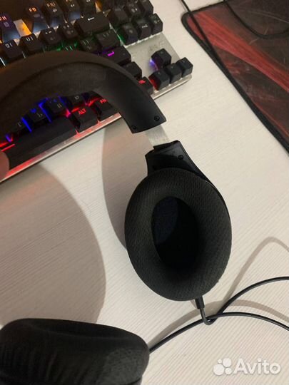 Игровые наушники Hyper X с микрофоном + коврик Hyp