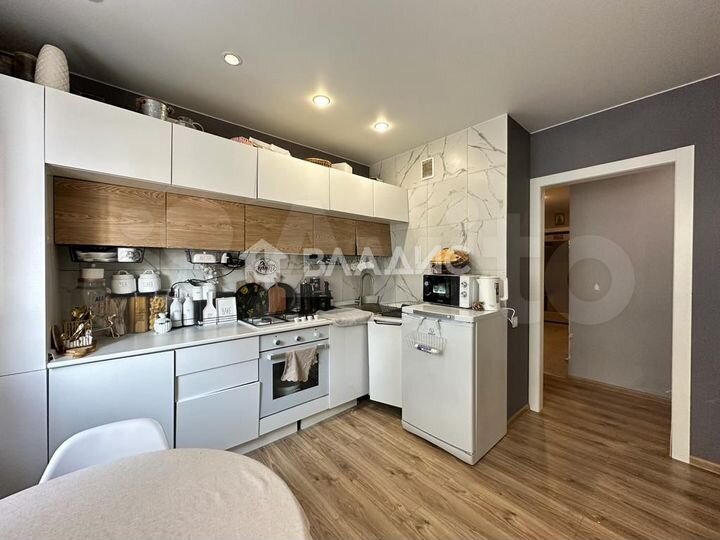 2-к. квартира, 54,3 м², 7/18 эт.