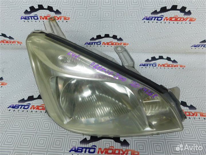 Фара правая Toyota Premio NZT240-0001609 1NZ-FE
