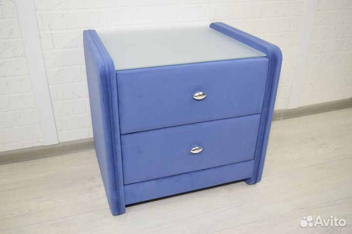 Тумба прикроватная