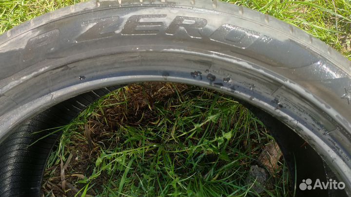 Pirelli P Zero 275/40 R21 и 315/35 R21 Y