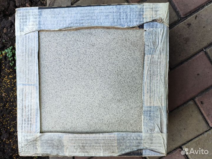 Плитка напольная новая