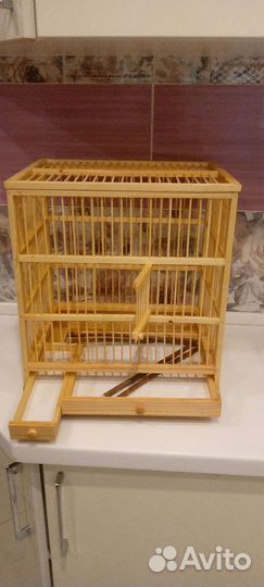 Деревянные клетки для декоративных птиц