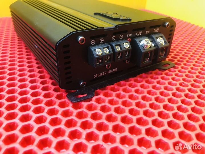 Z.8224 усилитель AMP Pro 1.500