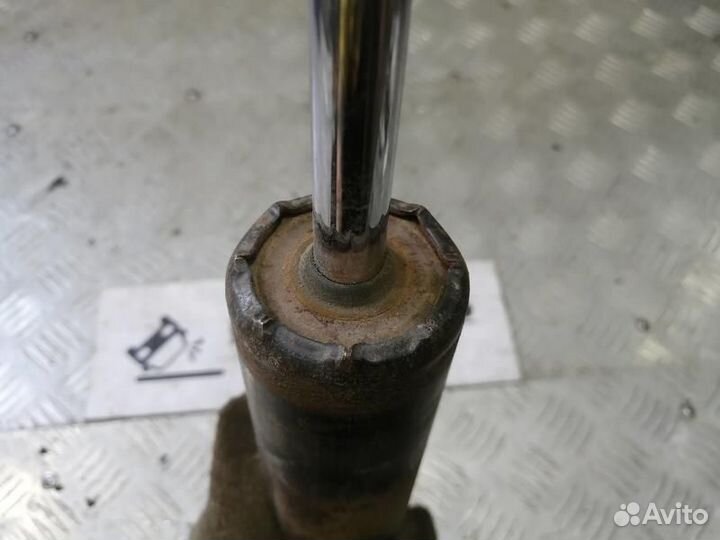 Амортизатор передний Mercedes Benz ML W163