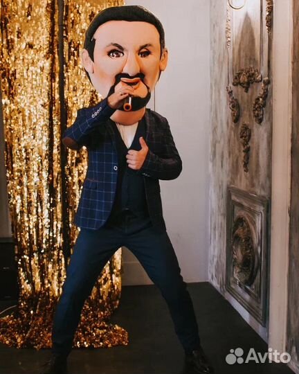 Ростовые куклы звезд, шоу пародий, поздравления