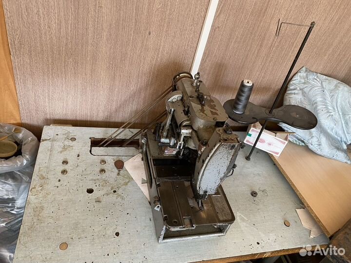 Петельная машина