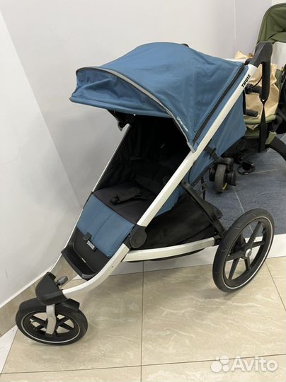 Прогулочная коляска thule