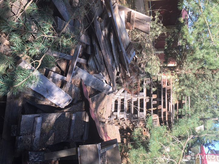 Дрова, бревна, поддоны