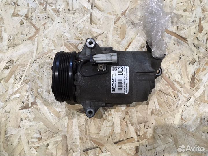 Компрессор кондиционера Opel Astra H Разбор