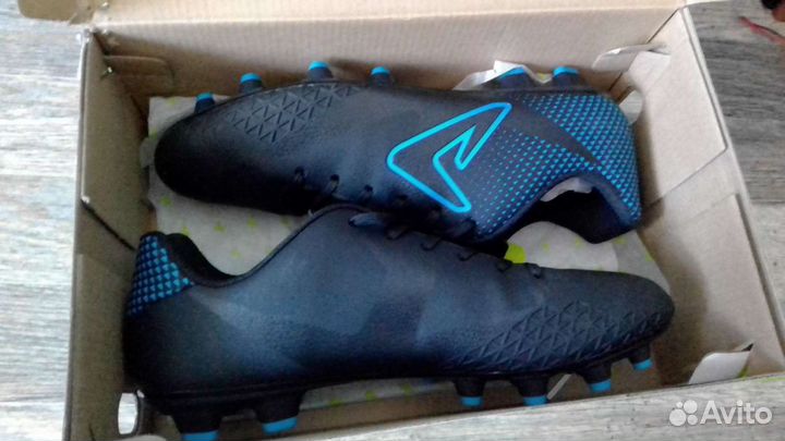 Футбольные бутсы 43 размер
