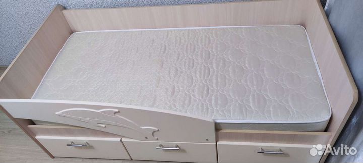 Детская кровать с ортопедическим матрасом