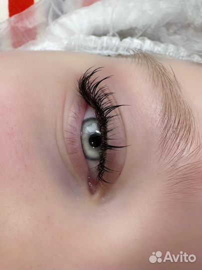 Наращивание ресниц