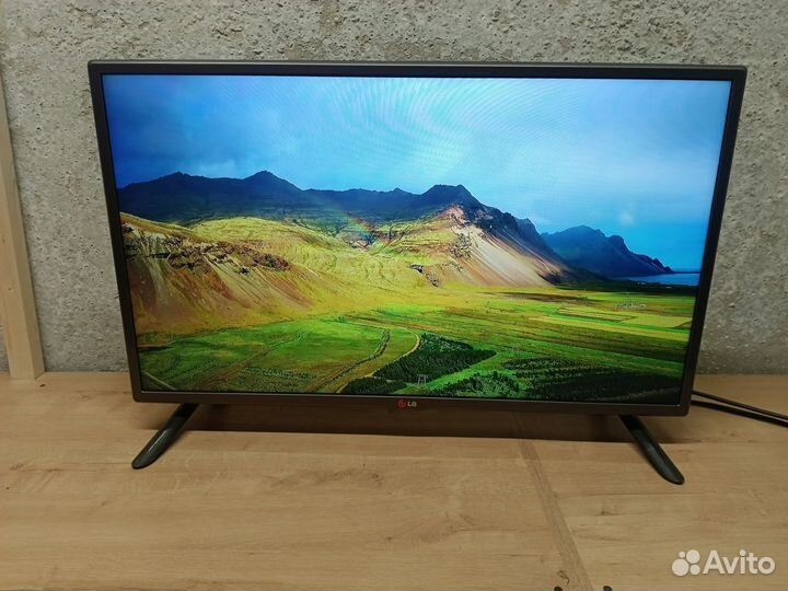 Продам телевизор LG 32 дюйма/Full Hd/Dvbt2