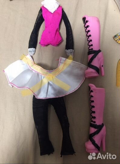 Аксессуары и одежда базовых монстер хай