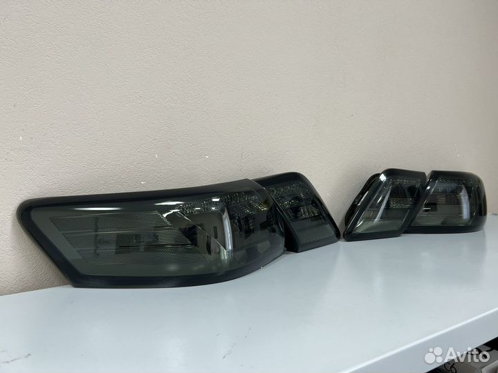 Задние фонари (стоп-сигналы) Toyota Camry 40