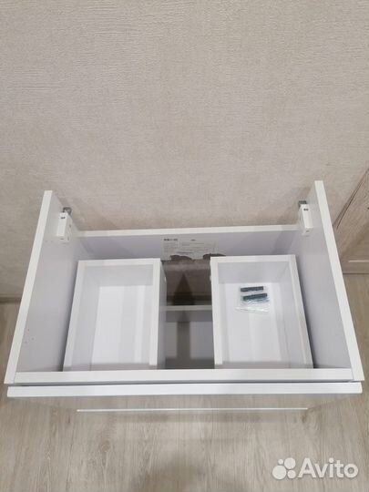 Тумба под раковину в ванну новая