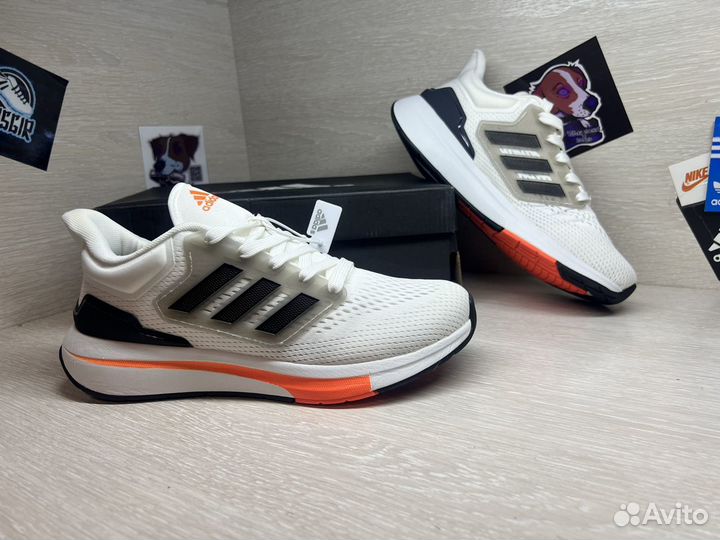 Беговые кроссовки adidas pureboost