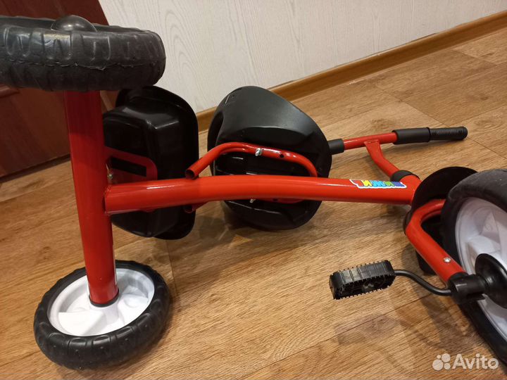 Детский трехколесный велосипед