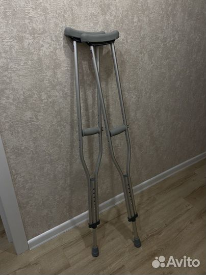 Костыли подмышечные