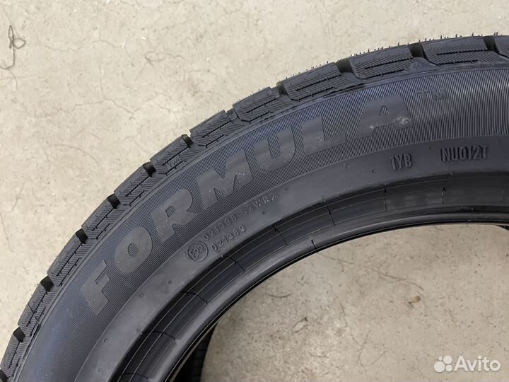 Pirelli Formula Ice FR 225/50 R17 98T