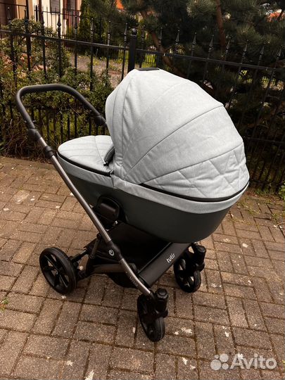 Коляска 2 в 1 Tutis Viva